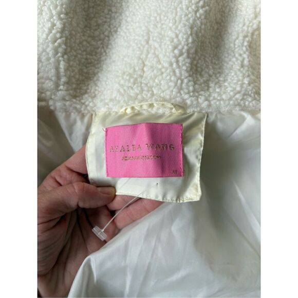 NWOT Azalea Wang Amanda Puffer Jacket size XL Ivory Cropped Sherpa Collar - Picture 7 of 12